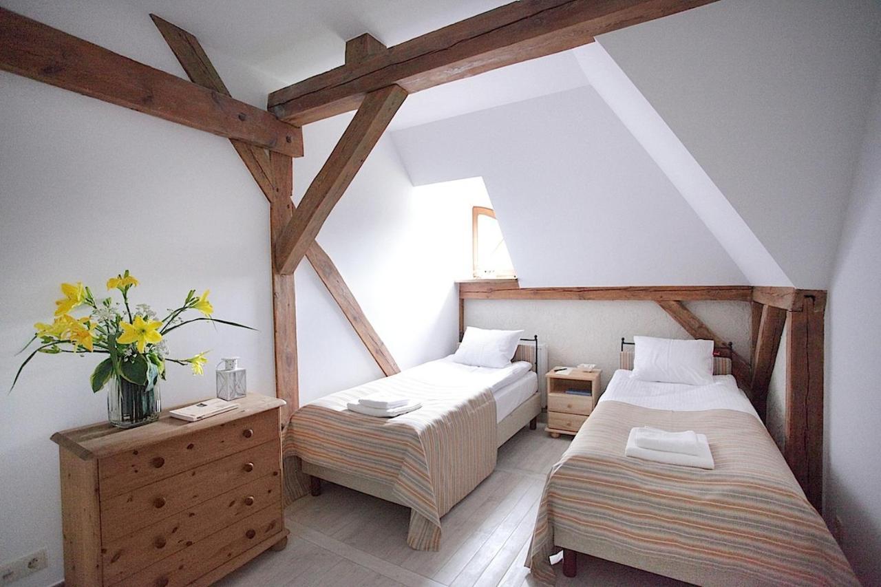 Palac W Debinie Krzeszkowice 외부 사진